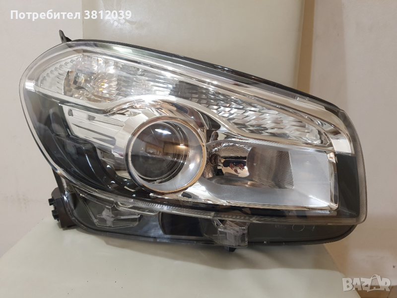 Десен фар за Nissan Qashqai/ Нисан Кашкай  (2910-2014), снимка 1