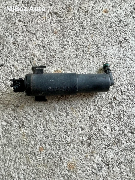 Пръскалка фар дясна оригинална БМВ Е92 BMW, снимка 1