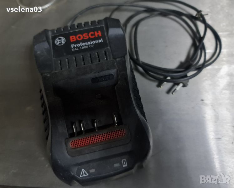 Зарядно bosch 1880 cv за части, снимка 1