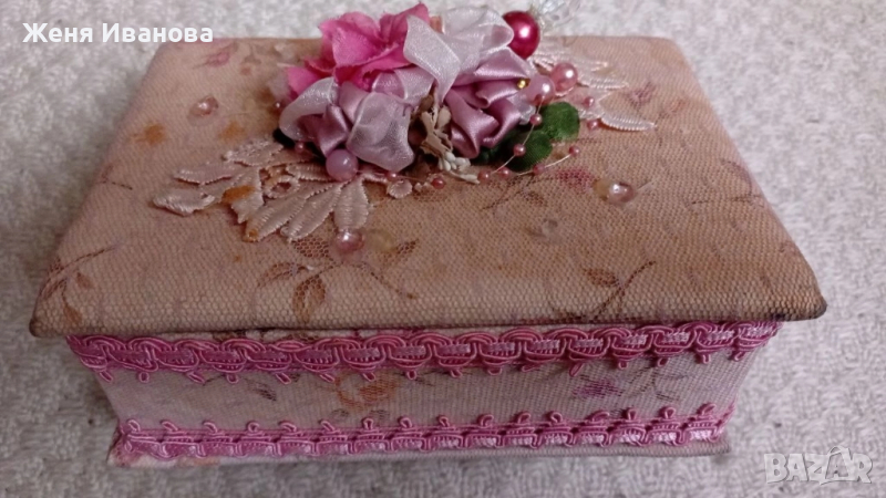 Кутия за бижута и др., снимка 1