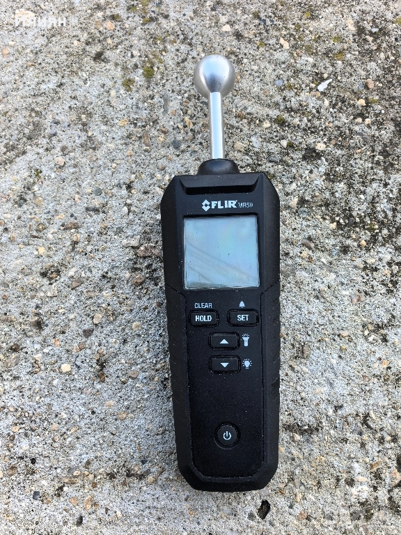 Измервател на влажност , снимка 1