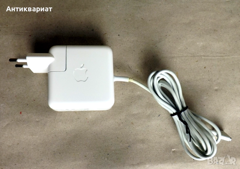 Оригинално зарядно устройство на Apple с мощност 45W и MagSafe 2 конектор (модел: A1436), снимка 1
