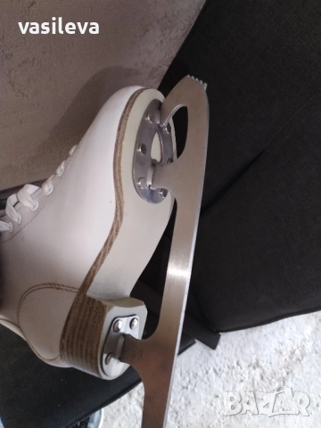 зимни кънки aspen 31ви номер, снимка 4 - Ролери, кънки - 51545633