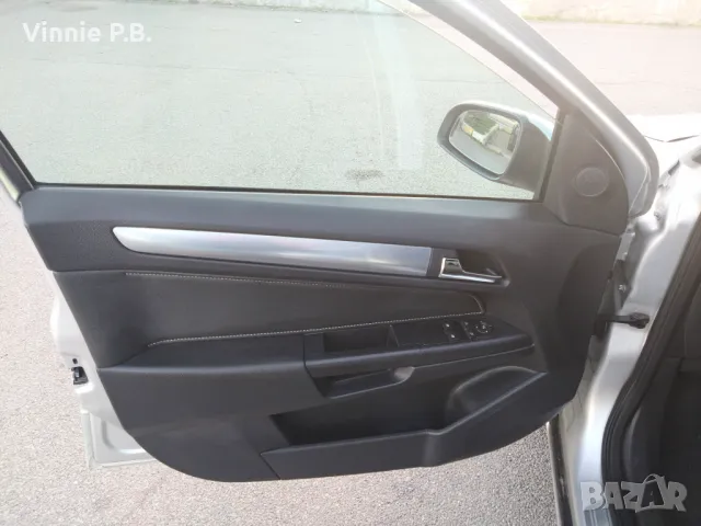 Opel Astra H 1.8 бензин/газ 2007г, снимка 9 - Автомобили и джипове - 47821350