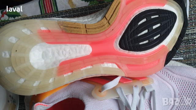 Оригинални маратонки Adidas, снимка 4 - Маратонки - 52996749