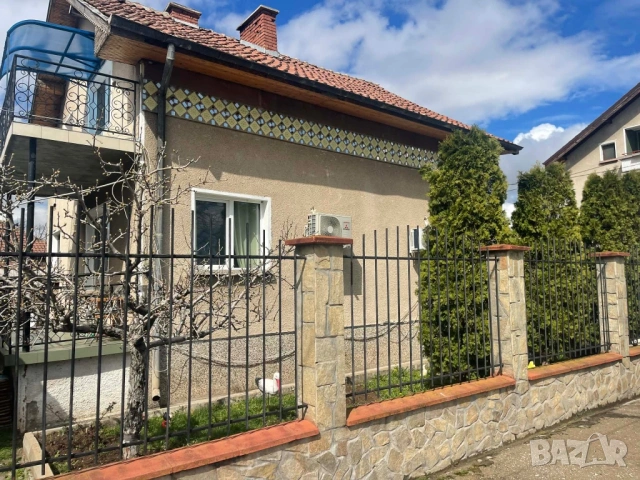 Къща на 2-етажа в кв. Кулата , снимка 4 - Къщи - 54006496