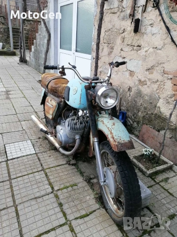 Изкупувам Симсони и всякакви други мотори 