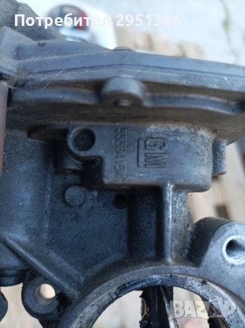 Дроселова клапа Opel Insignia Опел Инсигния 55564164, снимка 2 - Части - 52216440