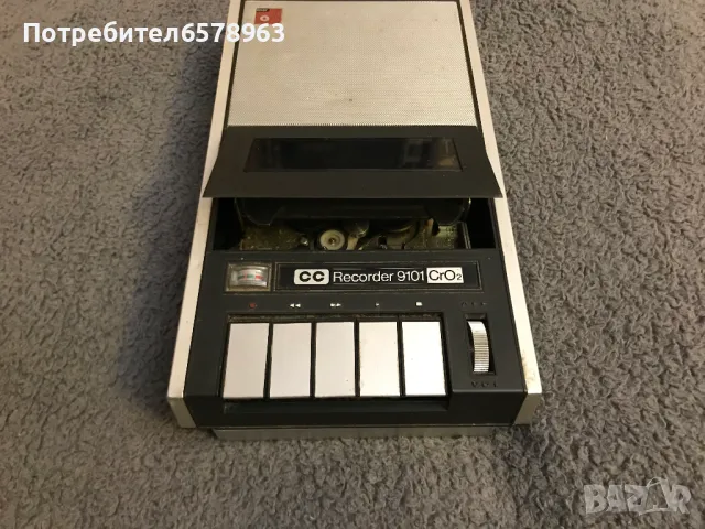 1973 Basf Portable Compact Cassette Recorder CrO2 9101 / РАБОТЕЩ /, снимка 2 - Радиокасетофони, транзистори - 48900371