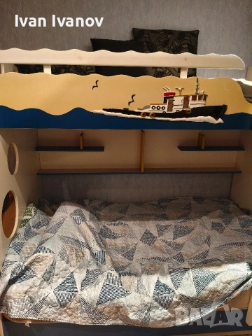 Детско двуетажно легло, ъглов гардероб и бюро с подвижна поставка за компютър