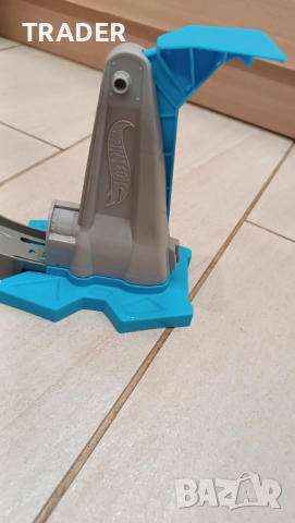 Hot Wheels Looping Action Launch Track Set лупинг писта , снимка 9 - Коли, камиони, мотори, писти - 30936885