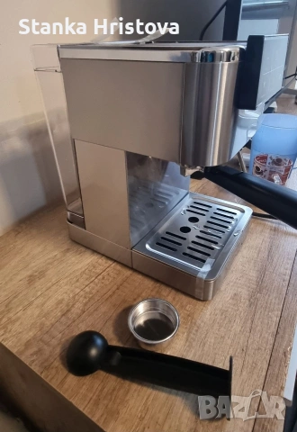 Еспресо кафемашина Klarstein 1350w., снимка 6 - Кафемашини - 53650336