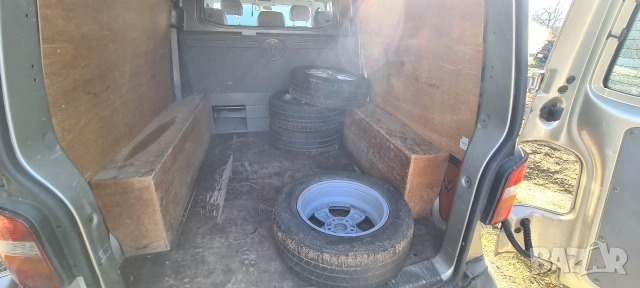 Volkwagen T5, снимка 4 - Бусове и автобуси - 53121354