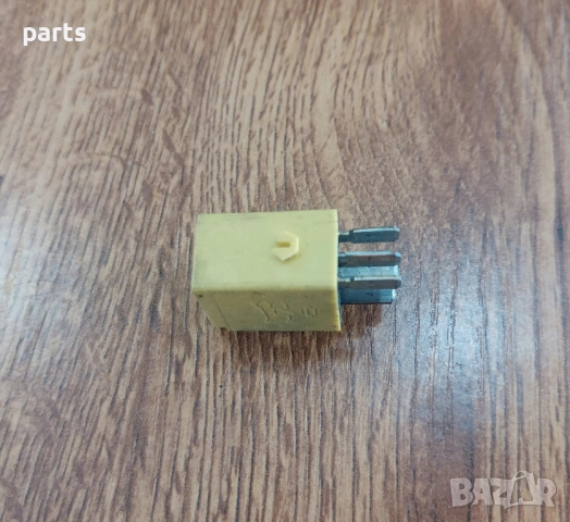 Реле Мерцедес CLS W219 N:384 - E W211 - C W203 - W124 - W210 - W212 - 4RD00781402, снимка 4 - Части - 52067111