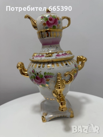 Порцеланов самовар Гжель