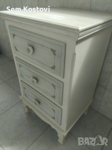 Винтидж дървено шкашфче , снимка 4 - Шкафове - 54291200