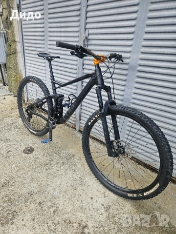 Планински велосипед Cube stereo race Downhill мекица хидравлични спирачки 