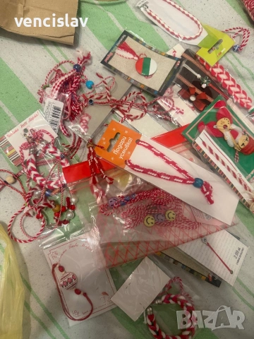 Мартеници- голямо количество, снимка 4 - Декорация за дома - 53476946