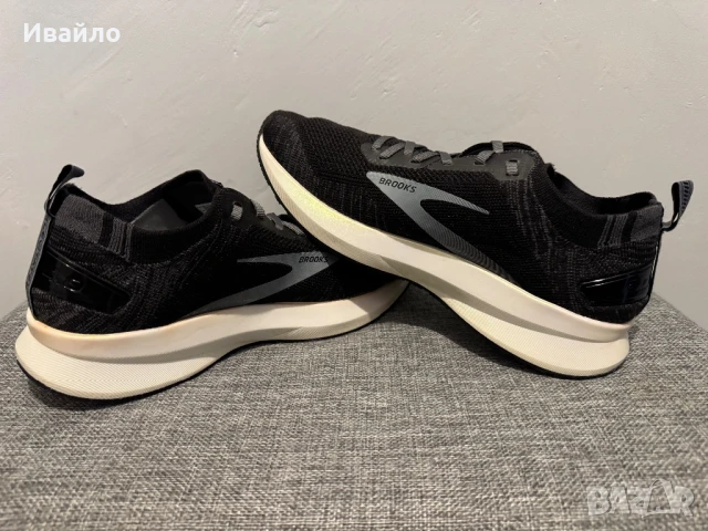 BROOKS LEVITATE 4., снимка 5 - Маратонки - 50469541