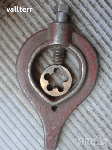 бар стол,,динамо ток,стойки със стяги,стари рибарски макари, снимка 8 - Други стоки за дома - 52423720