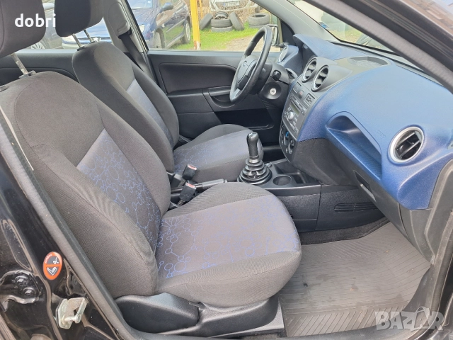 Форд Фиеста 1.3 -75кс.бензин 2006г. Климатик, снимка 10 - Автомобили и джипове - 52219600
