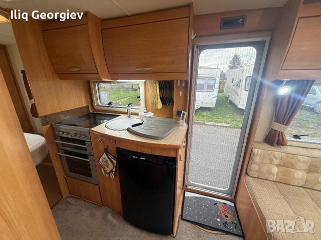 Кaравана АCE AWARD-Кралска Спалня/МOVER/СОЛАР/ФОРСЕЛТ/TV/DVD/Инвертор 220v/FULL MAX/КАТО НОВА, снимка 7 - Каравани и кемпери - 52718350