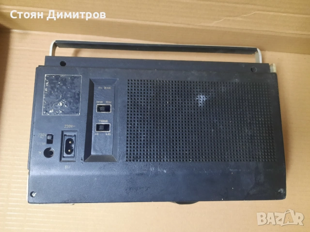Ретро радиоприемник Philips Prince Deluxe 15RL346 , снимка 3 - Радиокасетофони, транзистори - 53852458