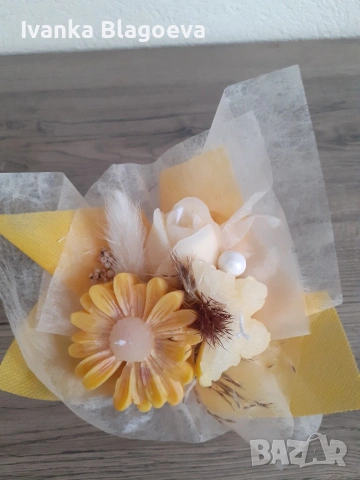 Нежни букетчета от свещи, снимка 10 - Декорация за дома - 53343574