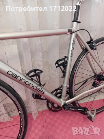 Шосеен велосипед Cannondale r700 Campagnolo, снимка 9 - Велосипеди - 54044781