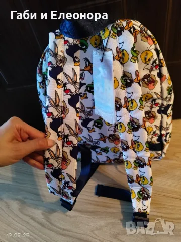 Fila, Раница с щампа Taian Warner Bros, Бял, Жълт, Индиго, снимка 7 - Раници - 50350954