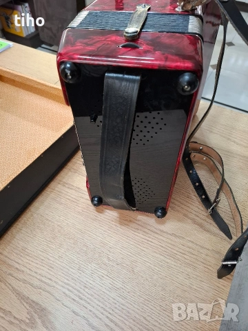 Акордеон Galotta 40 баса, снимка 6 - Акордеони - 54204571