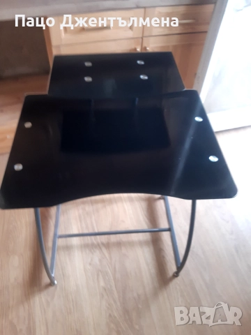 Стъклена  масичка