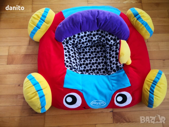 Playgro Игрален център със светлини и звуци ПЛЮШЕНА КОЛА