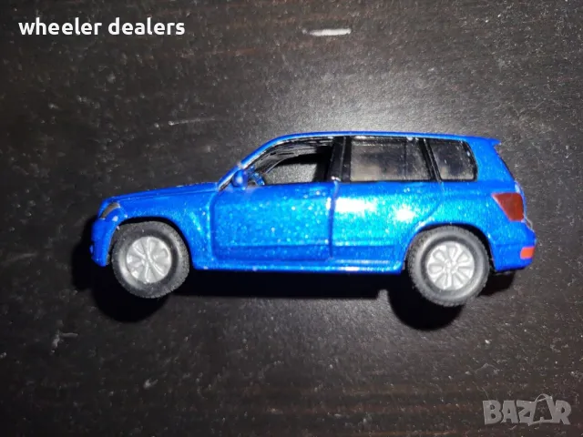 Метална количка SIKU 1:55 Mercedes GLK, снимка 2 - Колекции - 50432533