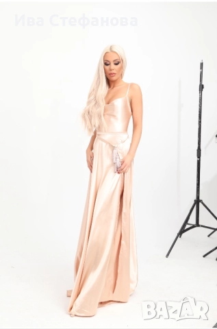 Нова дълга официална парти коктейлна екрю бежова рокля сатен сатенена дизайнер Дидо Георгиев , снимка 3 - Рокли - 50042834