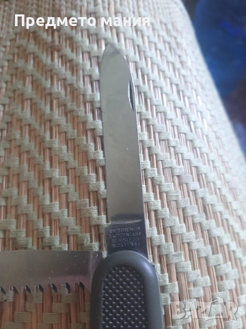 Колекционерско джобно Victorinox викторинокс, снимка 3 - Ножове - 52988179