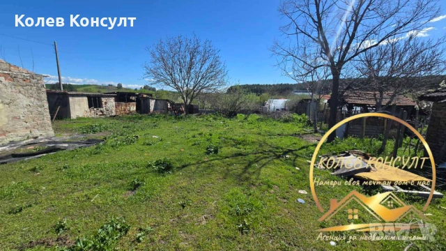 Едноетажна къща в село Бял извор, община Опан, снимка 6 - Къщи - 54189821