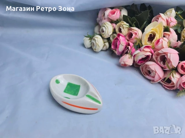 Пепелниче, снимка 1