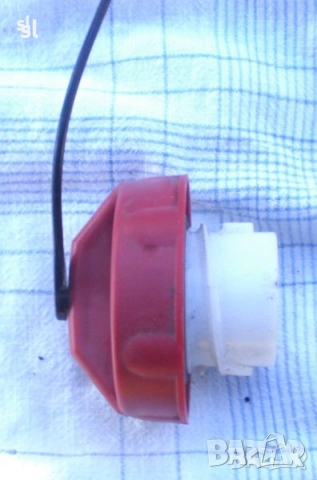 Капачка за резервоар Mercedes/Мерцедес ML W164,W164, снимка 4 - Части - 38961966