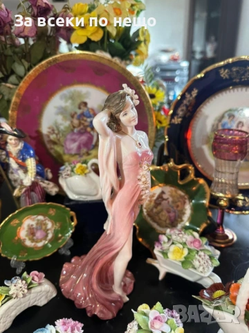 Coalport England  1993  "Ruby" 25 см прекрасна фигура на млада жена Код P2047, снимка 2 - Декорация за дома - 53954981