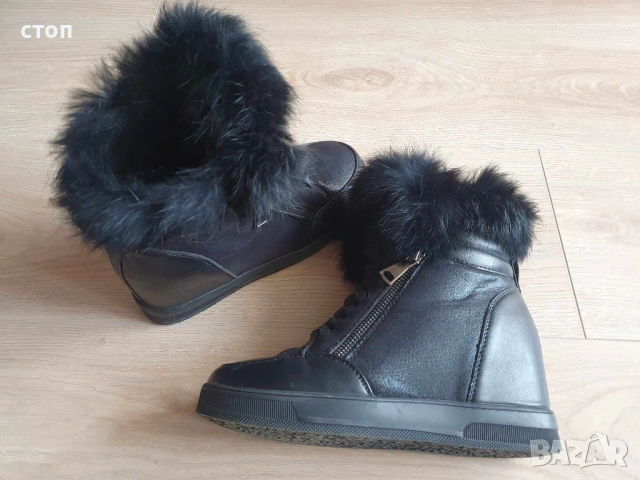 Боти с пух , снимка 2 - Дамски боти - 53029437