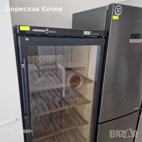 Винен охладител LIEBHERR , снимка 2 - Хладилни витрини и фризери - 53185277