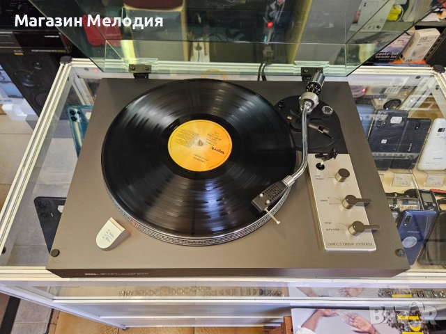 Грамофон ITT HiFi 8011 Direct Drive В отлично техническо и визуално състояние., снимка 2 - Грамофони - 52550316