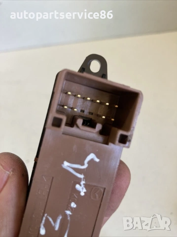 Бутон за заден десен прозорец за Mazda CX-7 2.2 MZR CD (2011) EH6366380, снимка 2 - Части - 53624718