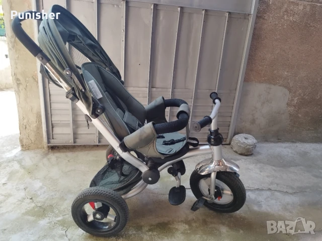 Триколка със сенник