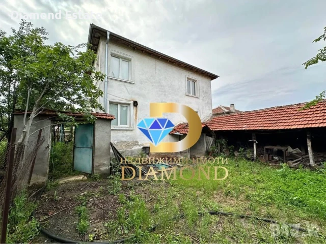 Двуетажна къща в село Царева поляна, обл. Хасково