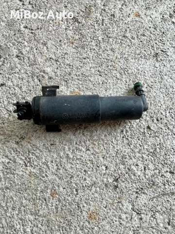 Пръскалка фар дясна оригинална БМВ Е92 BMW