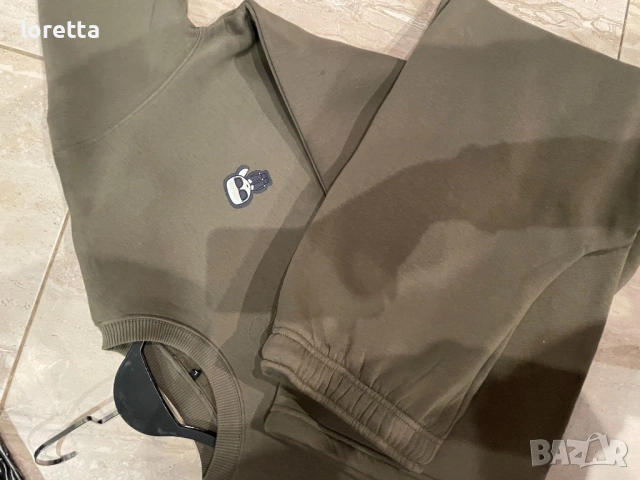 Ватиран сет Karl LAGERFELD , снимка 10 - Спортни екипи - 53567199