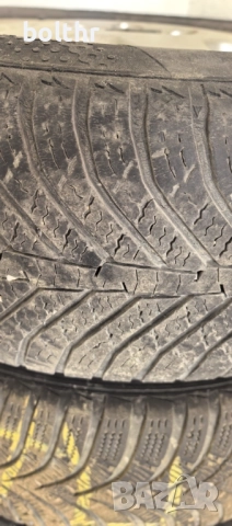 Продавам 4 Всесезонни гуми с Джанти Kumho 195/65/15, снимка 3 - Гуми и джанти - 51689785