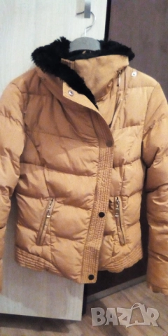 Късо зимно яке Размер S, снимка 2 - Якета - 52958845